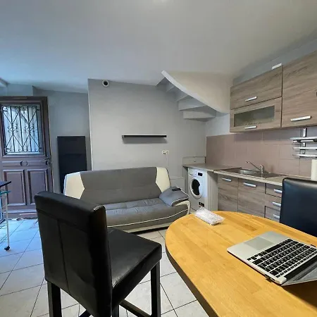 Planet House Apartman *